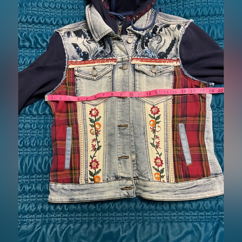 Desigual Denim Sweatshirt Hooded Embroidered Jacket Red, Blue Size 42 US 10 - Picture 5 of 9